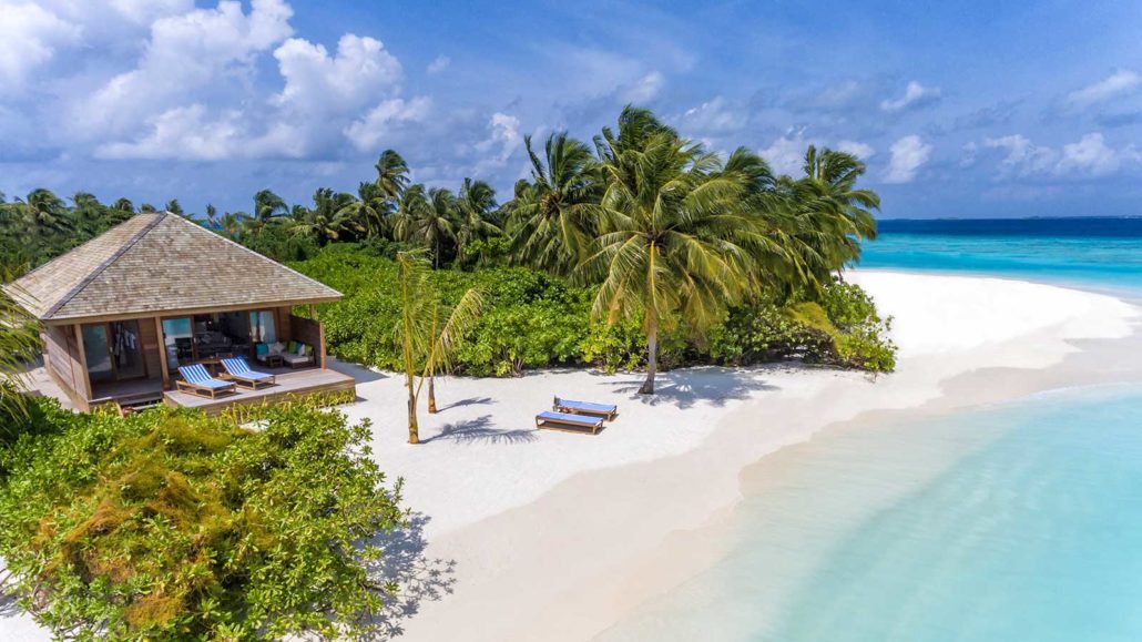 Beach Villa, Hurawalhi Maldives